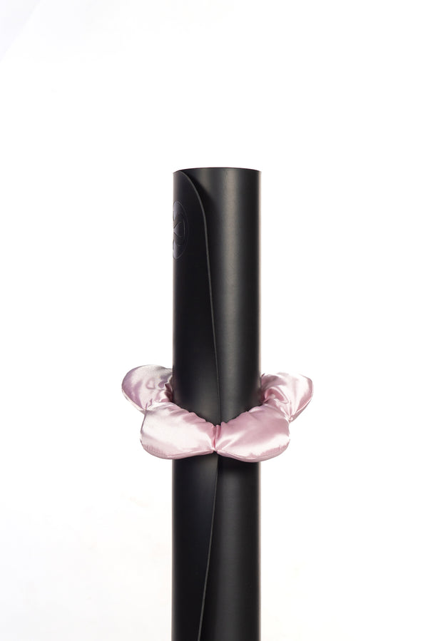 ) yoga mat scrunchie keeping mat neatly rolled – MatBloom
2) pink mat carrier – silk strap alternative
3) cobalt blue yoga mat scrunchie – flower shaped
4) pilates mat scrunchie – made in Canada
5) luxury silk yoga mat carrier – no buckle